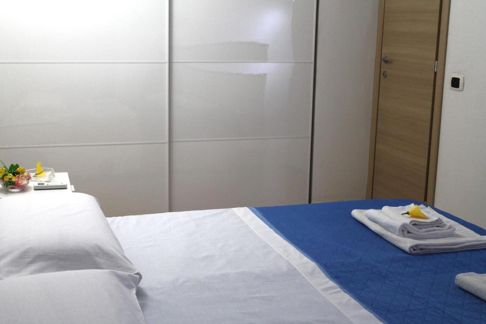 Rooms 166 نابولي المظهر الخارجي الصورة