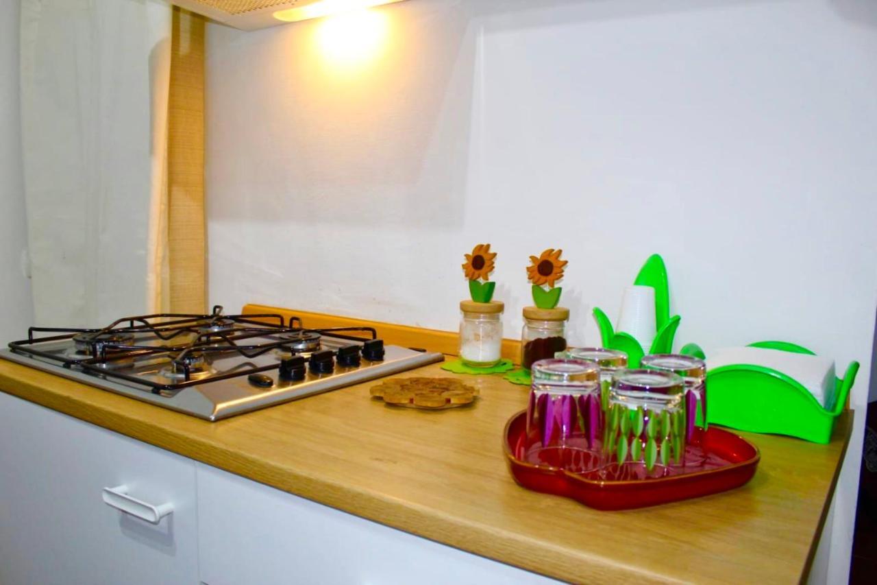 Rooms 166 نابولي المظهر الخارجي الصورة